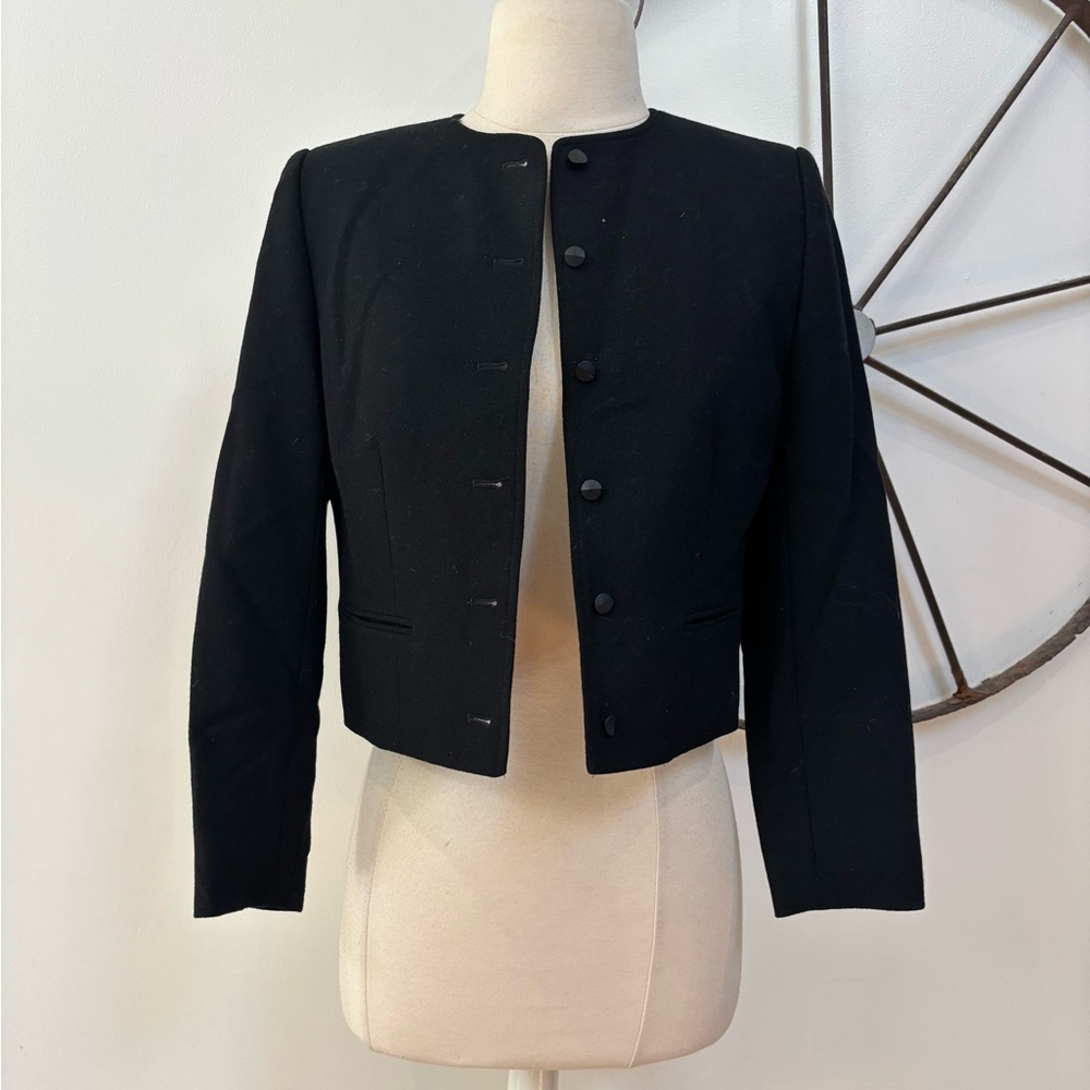 Vintage Bankersclub black wool cropped button front blazer 4 petite